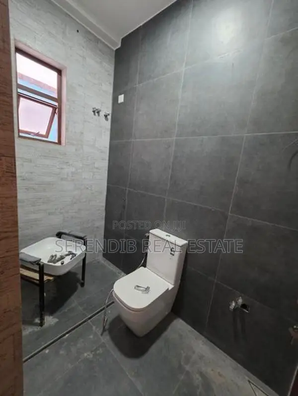 1st Floor House Rent in Dehiwala