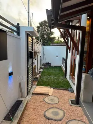 Single Story House for sale Polgasowita