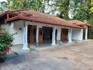 3 Bedroom Bungalow for Sale with Swimming Pool Beruwala