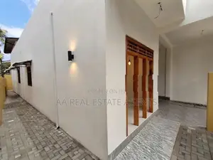 Brand New House with Slab for Sale in Kotikawatta