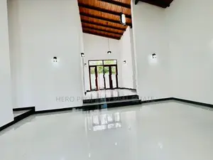Brand New Luxurious House for Sale in Athurugiriya
