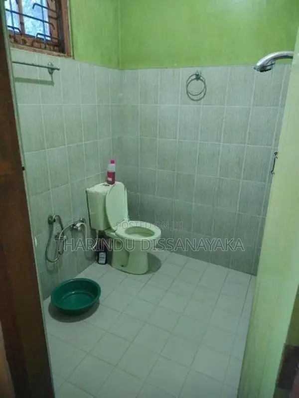 House in Kadawatha Kossinna Plot 16