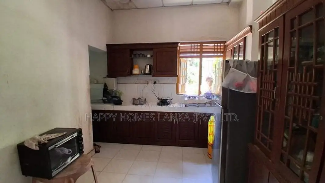 HHL1137 - House for Sale in Kommathurai