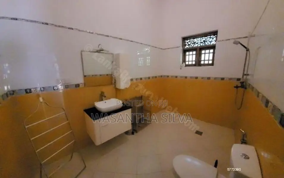 3 Bedroom Bungalow for Sale with Swimming Pool Beruwala