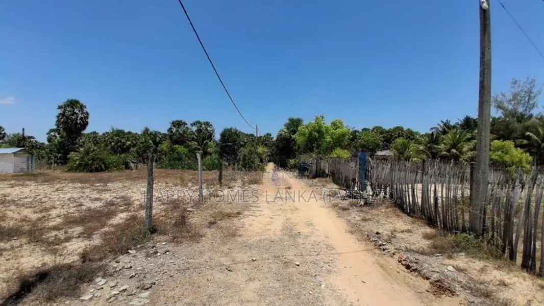 HHL1155 - Land for Sale in Thiraimadu