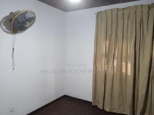 3-Bedroom Upper Floor for Rent – Kadawatha