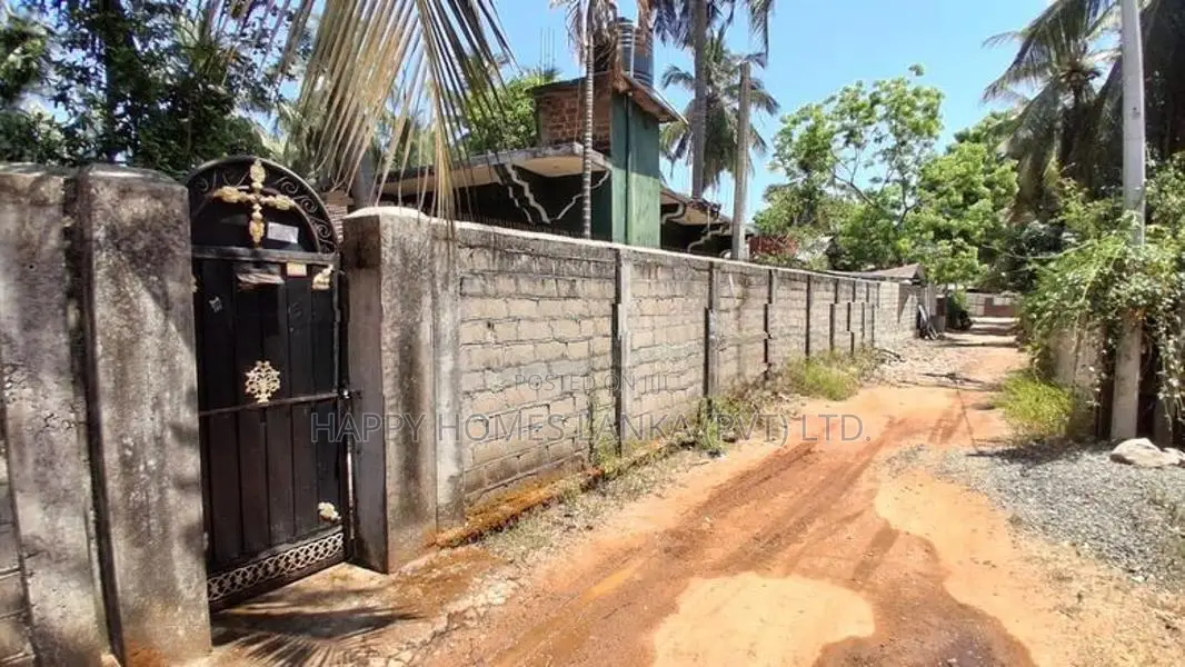 HHL0415 - House for Sale in Kommathurai