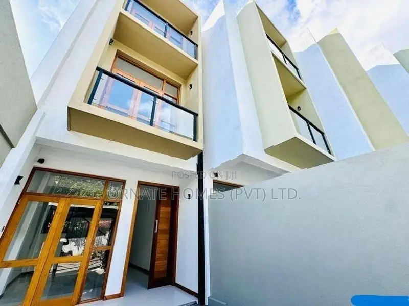 Brand New Luxury House For Sale - Nugegoda, Delkanda