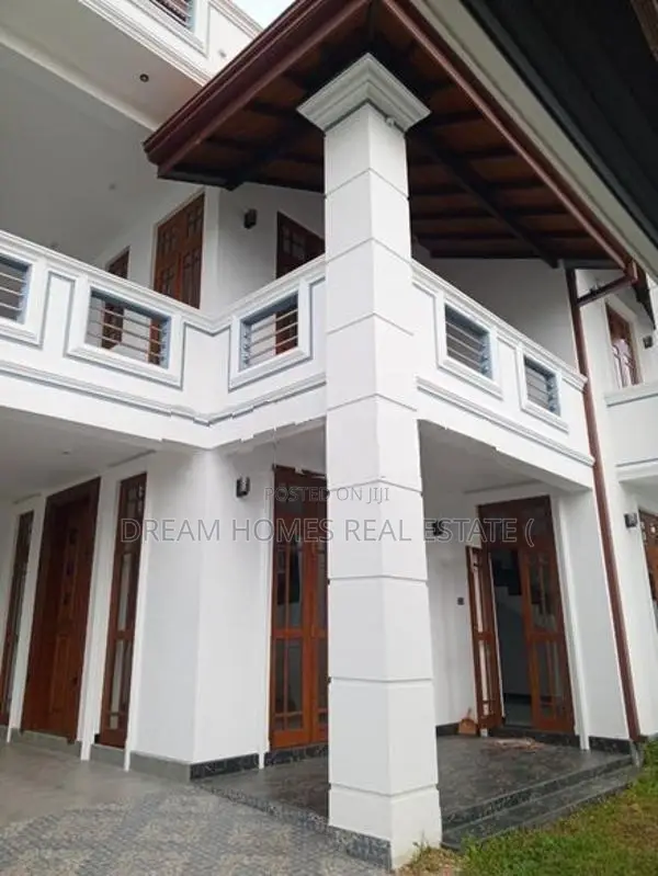 Luxury 4-Bedroom House for Sale – Weligampitiya, Ja-Ela