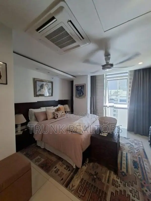 Colombo 3 Platinum One Suites 04BR Apartment For Sale (NK11628)