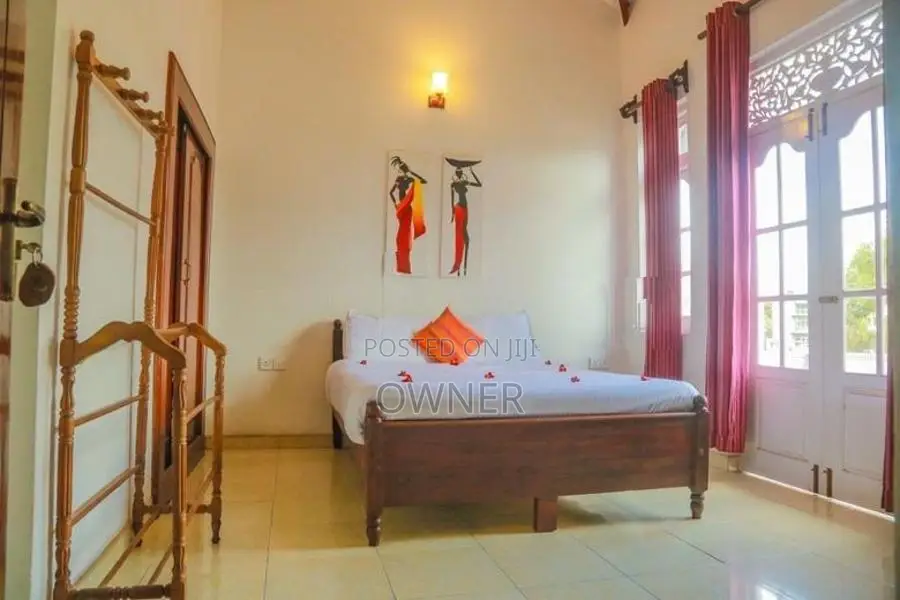 Holiday Bungalow Room for Rent in Nuwareliya
