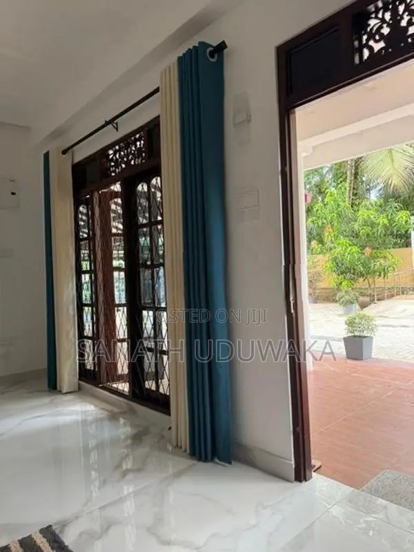 Fully Furnished 5-Bedroom House for Sale in Kalegana, Galle