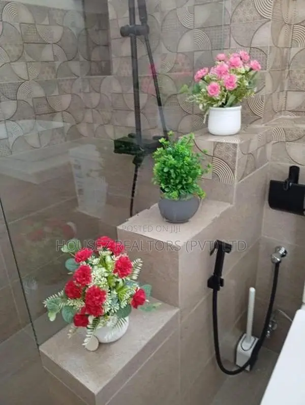 Spacious 2-Bedroom Apartment for Rent - Kalubowila
