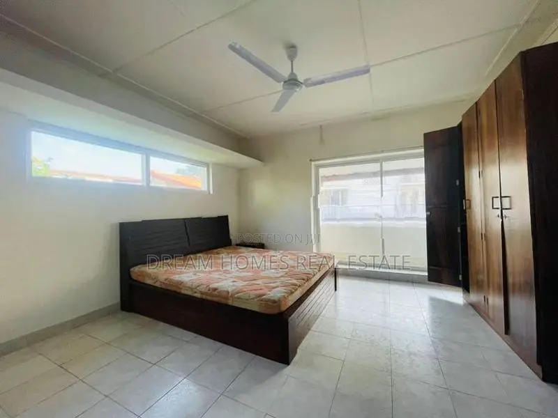 Two-Storey House for Sale – Colombo 05