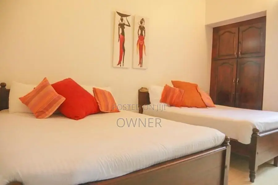 Holiday Bungalow Room for Rent in Nuwareliya