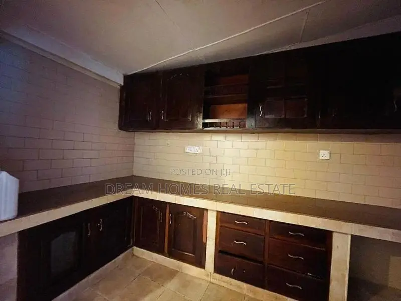 Two-Storey House for Sale – Colombo 05