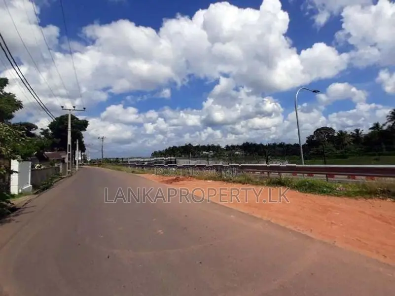 Valuable Residential Land for Sale in Mangala Mawatha, Kadawatha.