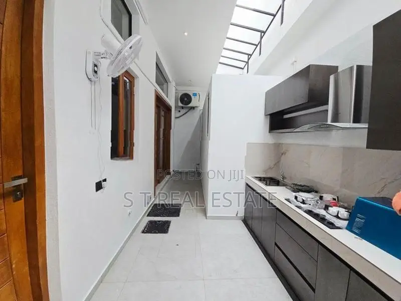 🏡😍 Fully Furnished B/N Luxury 3 Story House For Sale In Battaramulla
