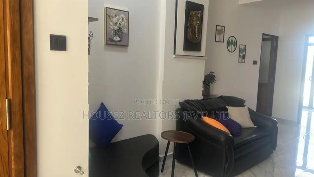 Spacious 2-Bedroom Apartment for Rent - Kalubowila
