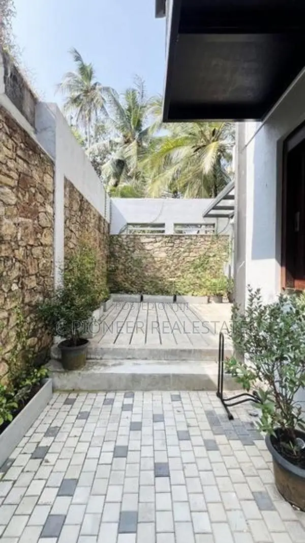 House for Sale in Pelawatta Battaramulla