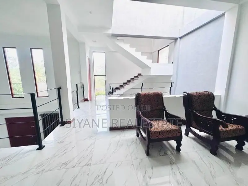 Modern Luxury Two-Storied House – Kaduwela