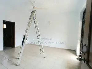 3-Storey House for Rent Battaramulla