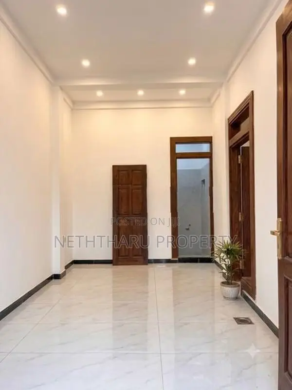 BRAND NEW MODERN 4 PERCH 3BED HOUSE FOR SALE AT SILVA LANE KOLONNAWA