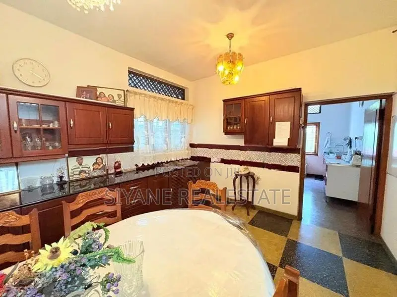Semi-Luxury House for Sale – Colombo 05 Kirula Road,
