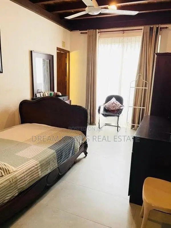 Luxury 4-Bedroom Fully Furnished House for Sale in Kottawa