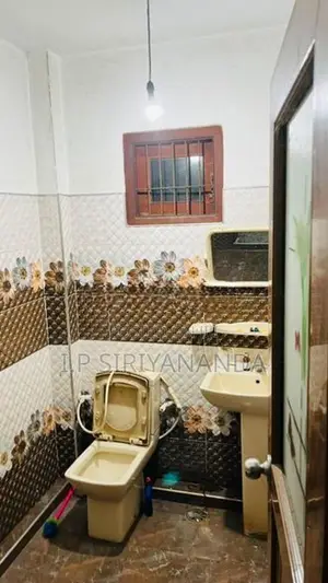 Upstairs House For Rent In Welivita Road Kaduwela
