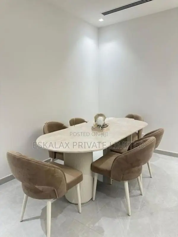 606 Address | Luxury 2BR |Furnished Apartment in Colombo 3 - EA941