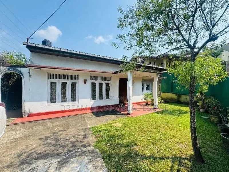 Prime 10-Perch Land for Sale – Palawatta, Pahalawela Road