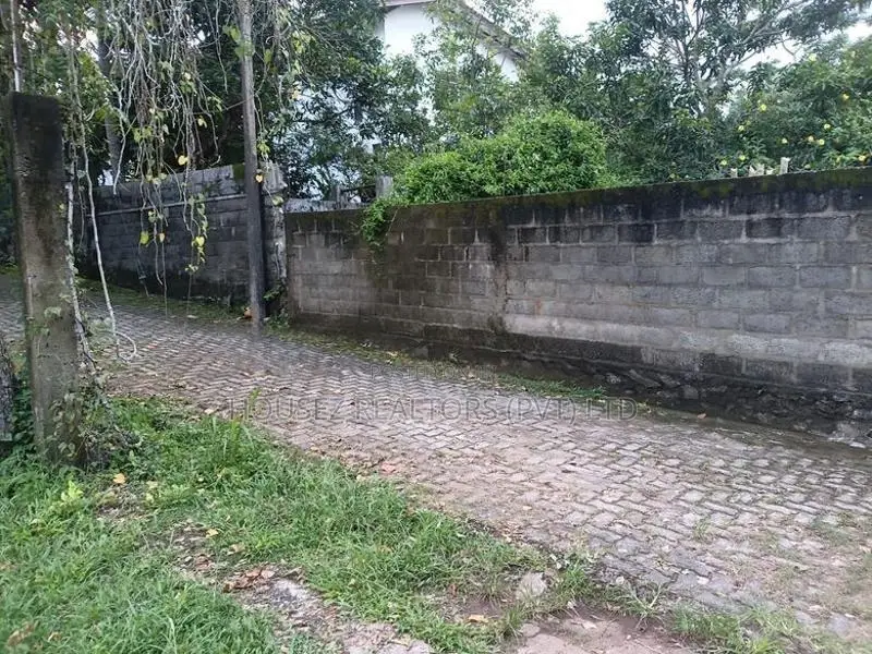 25 Perches Land for Sale in Piliyandala