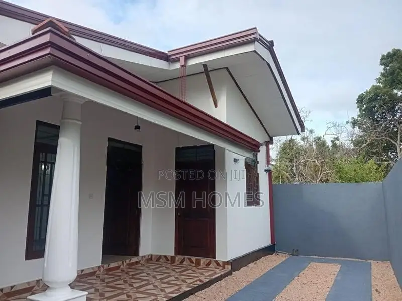 Complete New House For Sale in Negombo