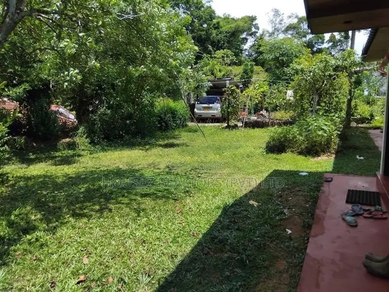 House with 26 Perches of Land for Sale in Matara
