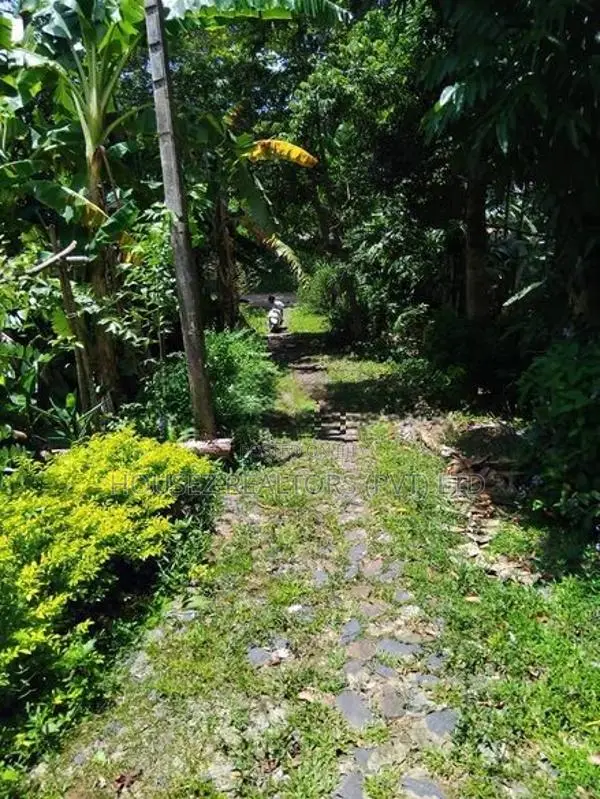 House with 26 Perches of Land for Sale in Matara