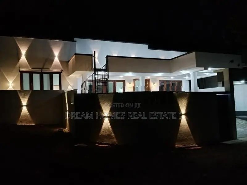 3 Bedroom Brand New House for Sale Near Athurugiriya
