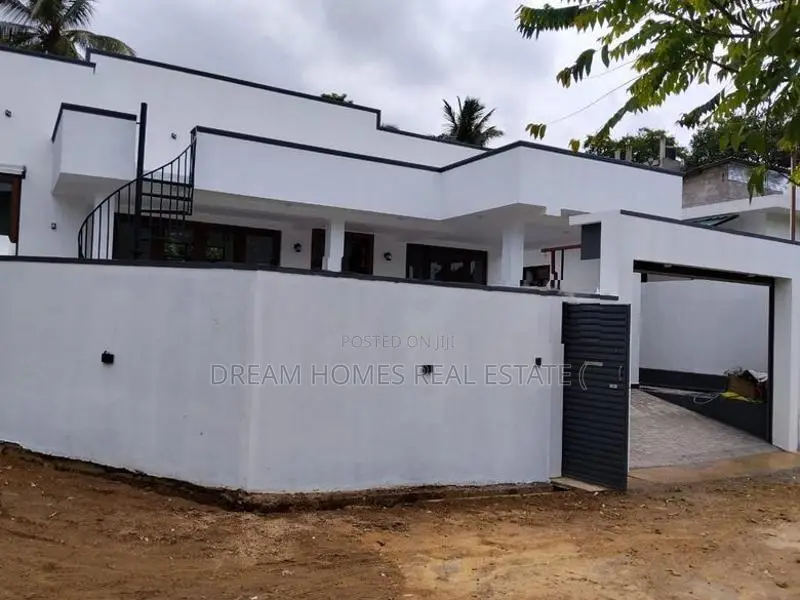 3 Bedroom Brand New House for Sale Near Athurugiriya