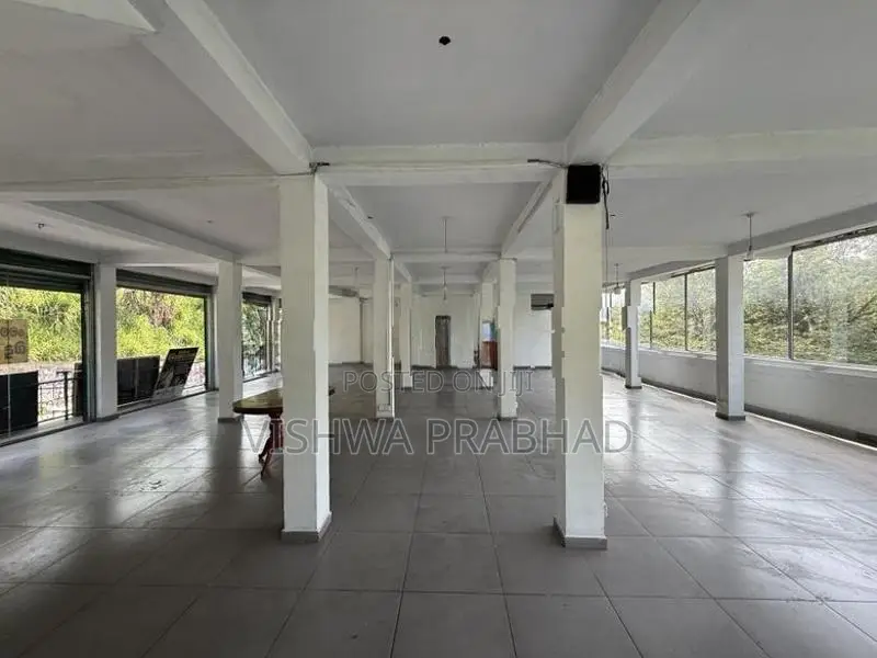 2,000+ Sq. Ft. Commercial Floor for Rent – Welimada