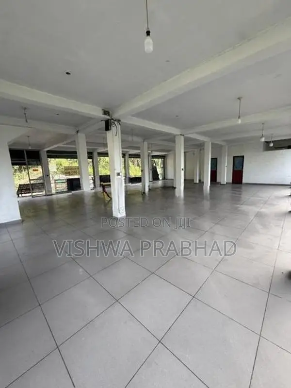 2,000+ Sq. Ft. Commercial Floor for Rent – Welimada