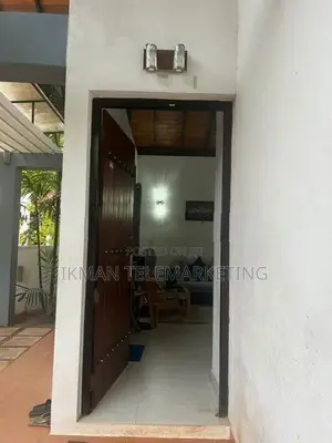 Spacious 3-Bedroom House for Rent in Panadura