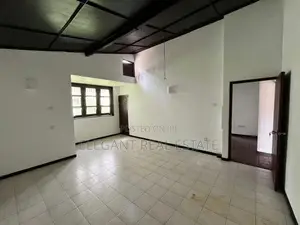 05 Bedroom Unfurnished 03 Storied House for Sale in Battaramulla (A649
