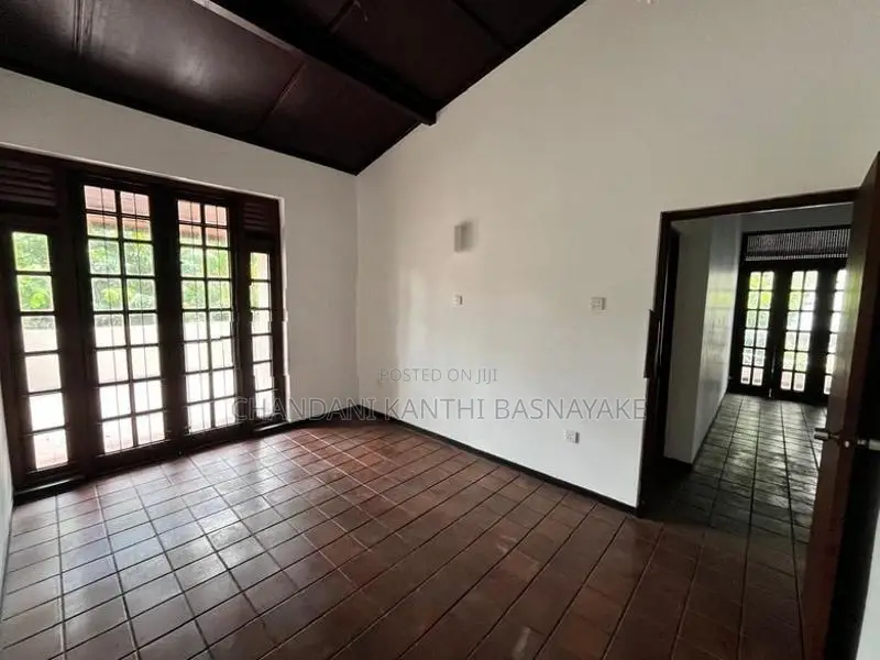 Land with House for Sale Batharamulla