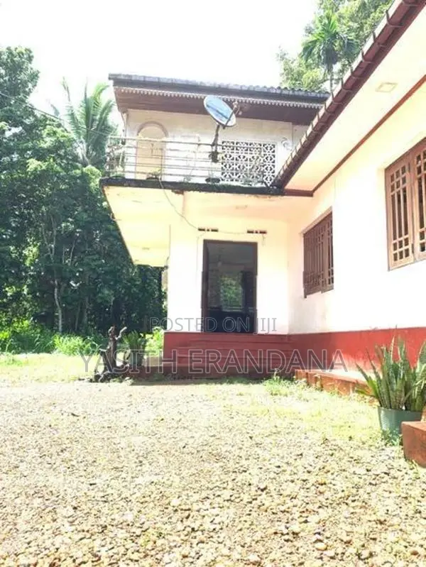 කුරැවිට නිවාස විකිණීමට