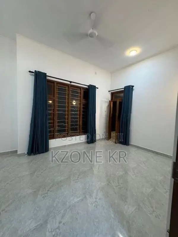 Two Bedroom apartment for Rent in Polonnaruwa - Near to Royal College