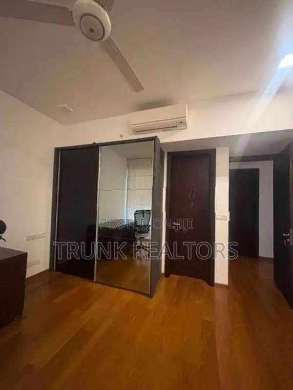 Colombo 7 7th Sense 03BR Duplex Apartment For Sale (NK11634)