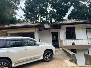 Three-Storey House for Sale – Bandarawela