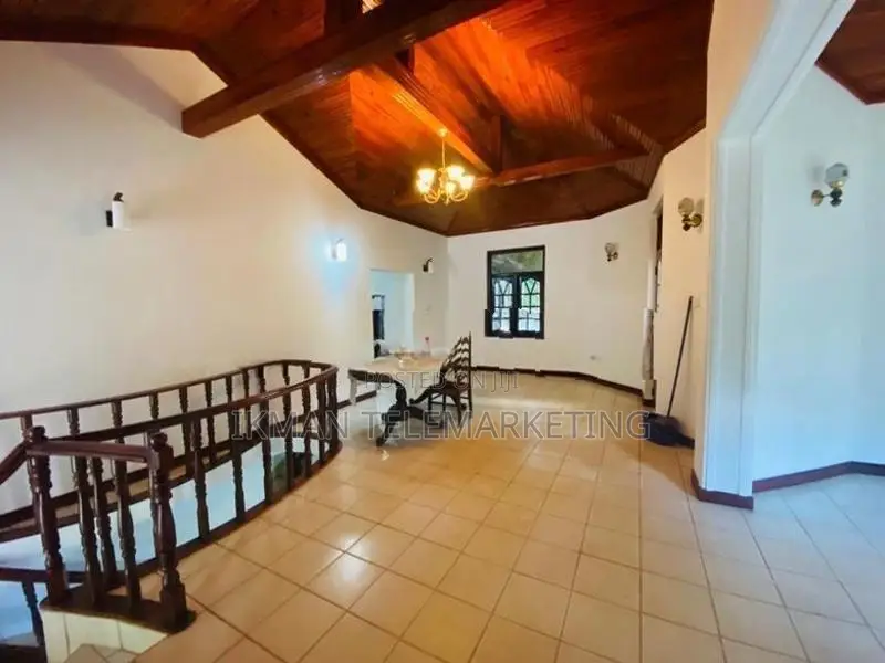 Three-Storey House for Sale – Bandarawela