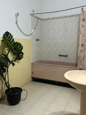 8 Bedroom Furnished House for Rent at Colombo 6
