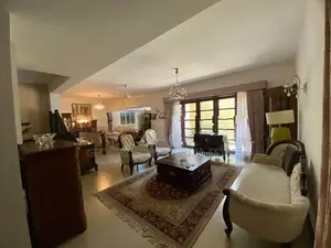 6 Bedroom Furnished House for Rent at Colombo 5